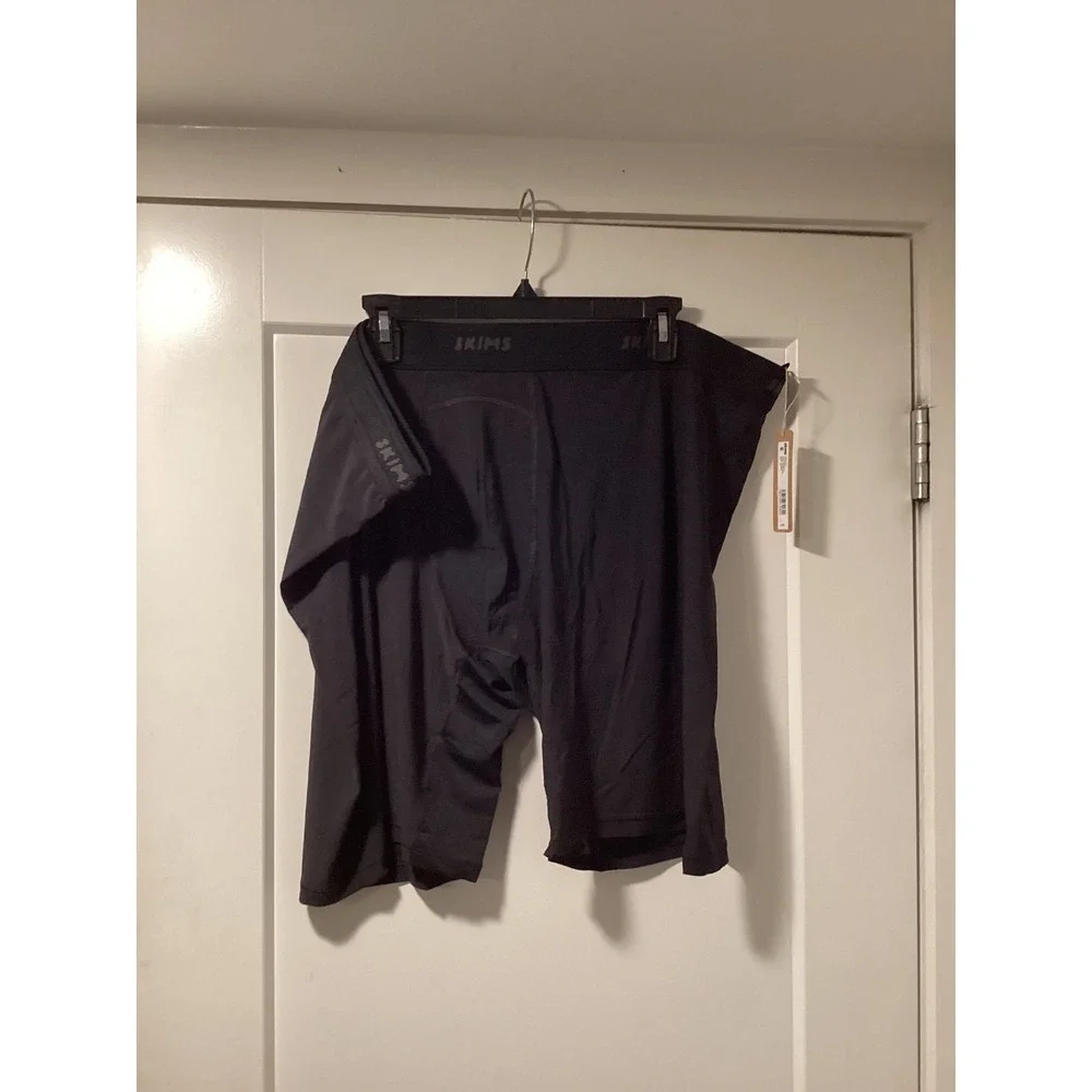 SKIMS Mens Sport 9 Inch Boxer Brief Obsidian Black Size 5X BO-BBR-5354M NWT